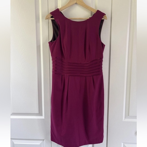 Banana Republic Women's Sheath Dress Sleeveless Wool Blend- Dark Purple Size 8 - Picture 1 of 5